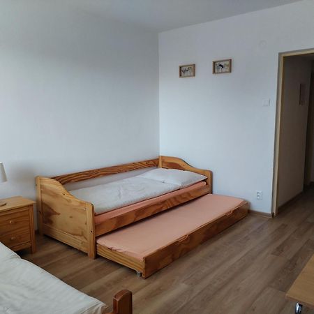 Turistická ubytovňa Spisske Tomasovce Exterior foto