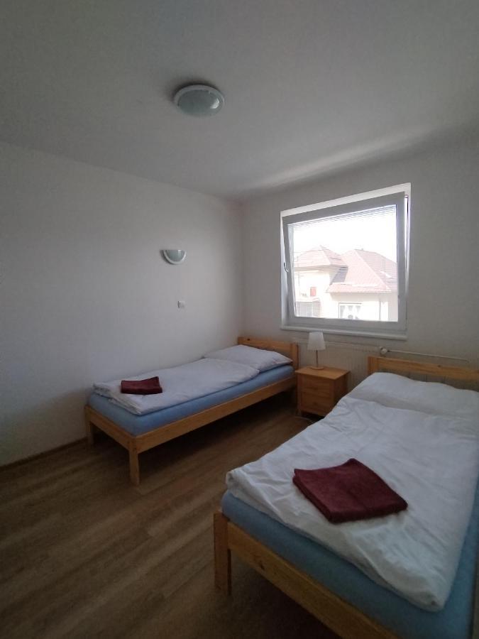 Turistická ubytovňa Spisske Tomasovce Exterior foto