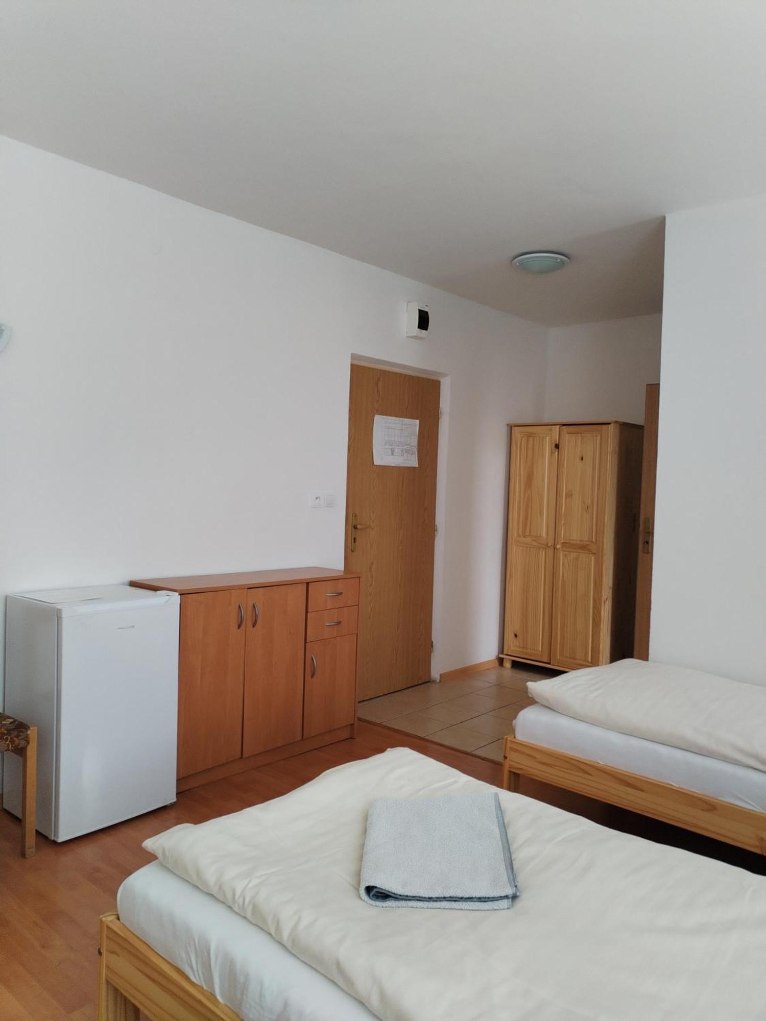Turistická ubytovňa Spisske Tomasovce Exterior foto
