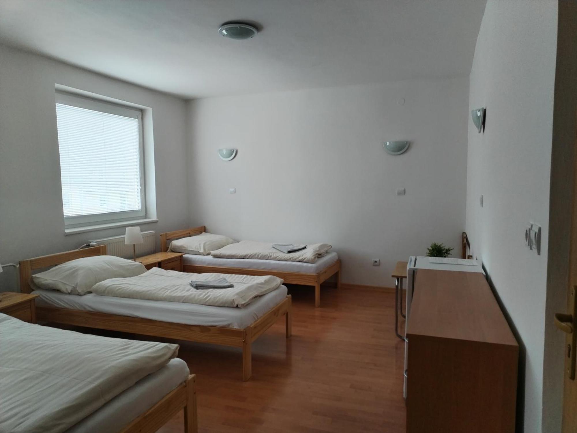 Turistická ubytovňa Spisske Tomasovce Exterior foto