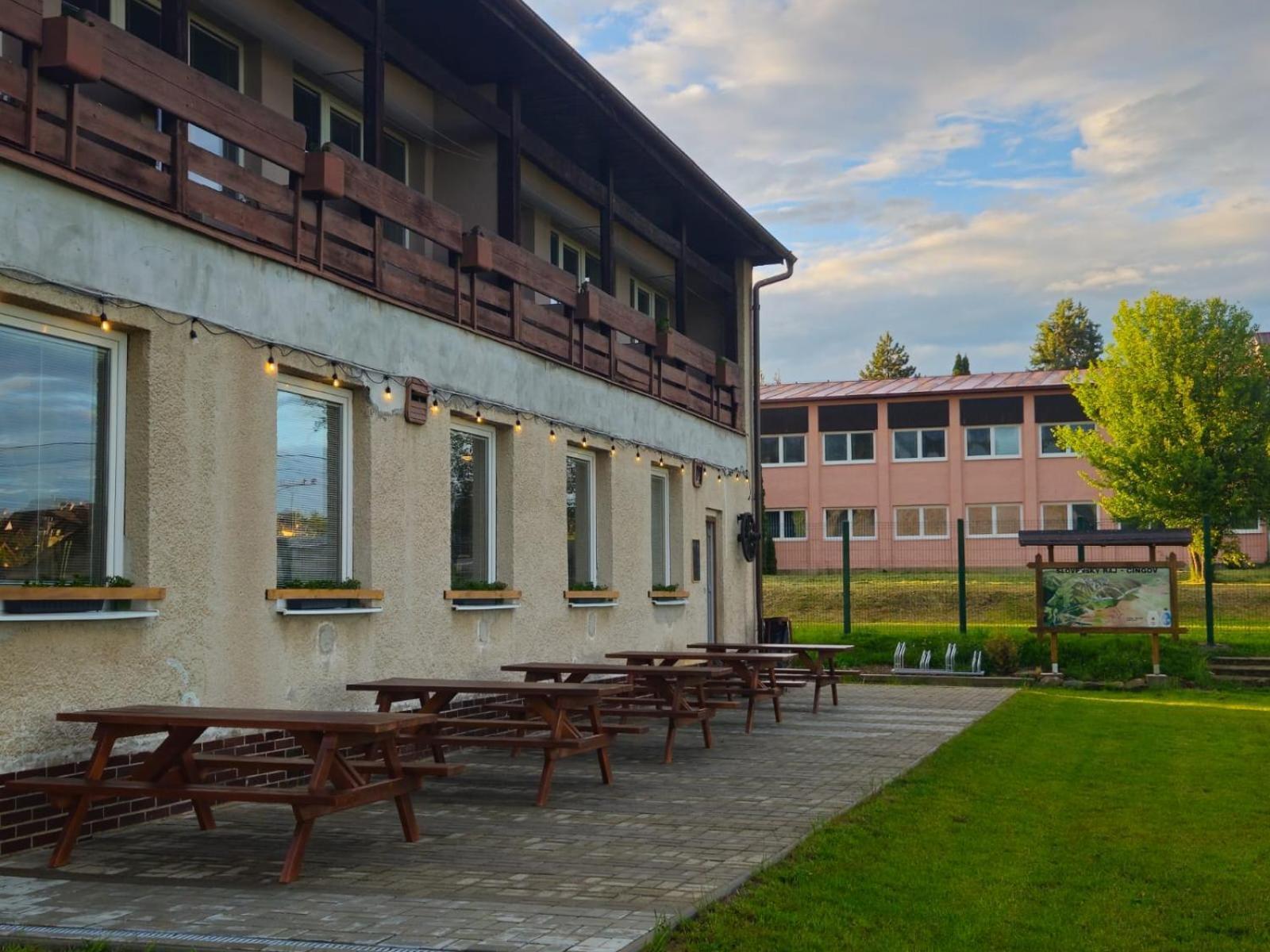 Turistická ubytovňa Spisske Tomasovce Exterior foto