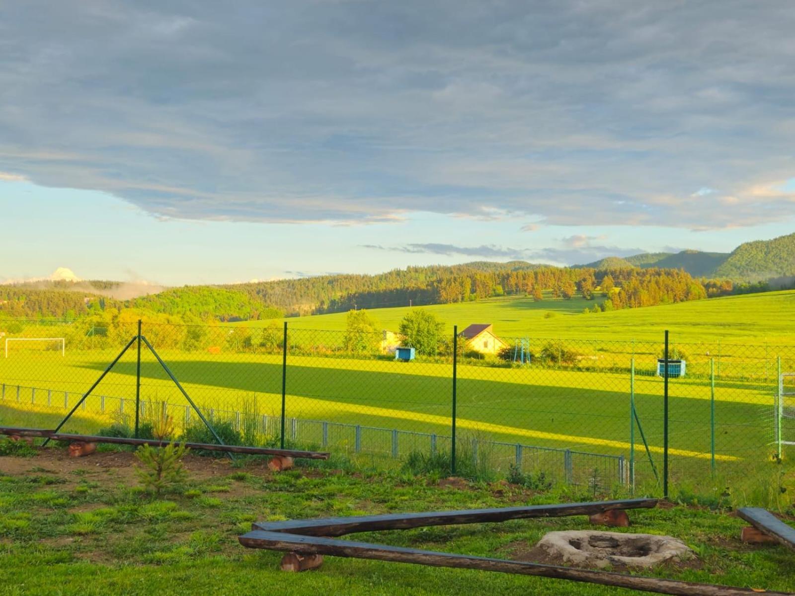 Turistická ubytovňa Spisske Tomasovce Exterior foto