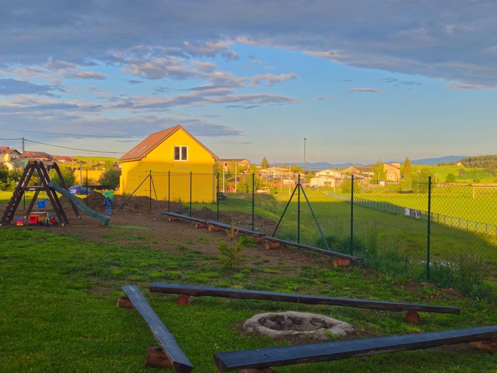 Turistická ubytovňa Spisske Tomasovce Exterior foto