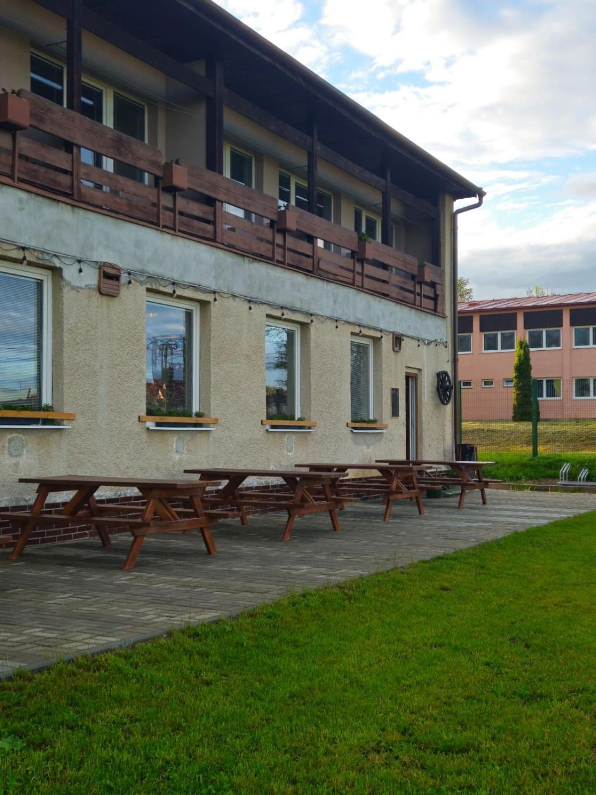 Turistická ubytovňa Spisske Tomasovce Exterior foto