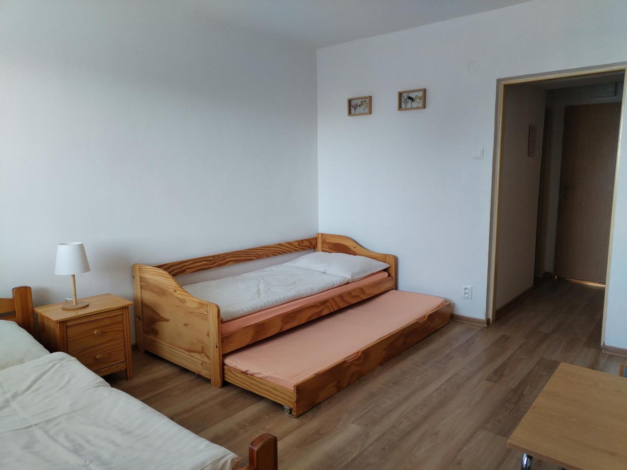 Turistická ubytovňa Spisske Tomasovce Exterior foto
